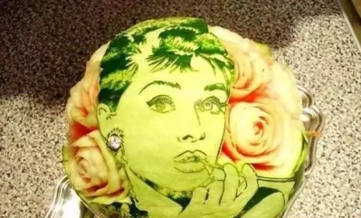 聽說夏天美術生和西瓜最配哦！,51美術社