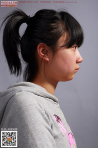 �^��_Ů����_���g(sh��)�߿��W(w��ng)���M(f��i)����Ƭ2014040409